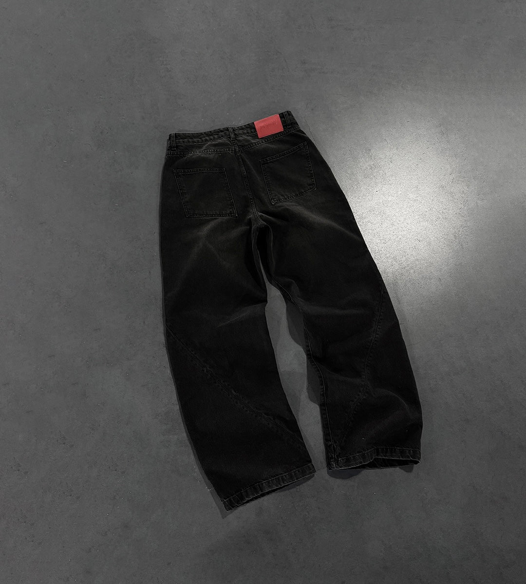CARBON BLACK LINES DENIM JEANS